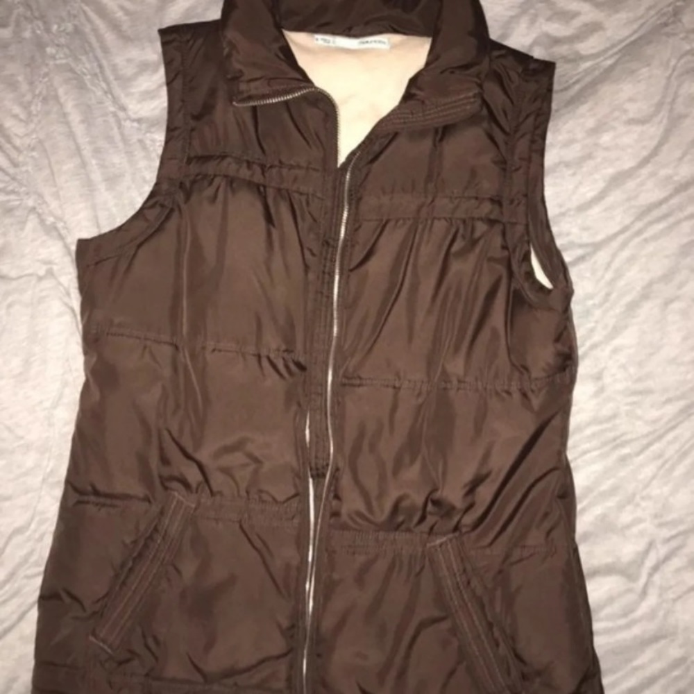 🌻 3/$20 Lined Brown Bubble Vest - Picture 8 of 8
